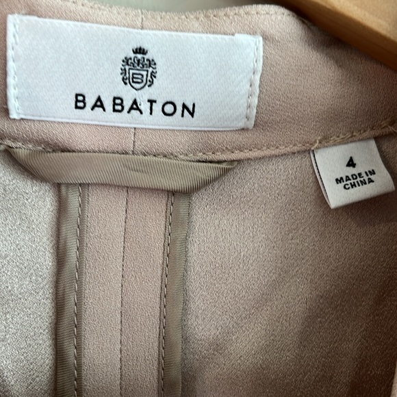 Sold!! Aritzia Babaton Power Hip Blazer Cream Size 4 - Picture 4 of 5